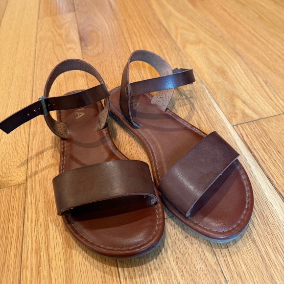 MIA Strap Sandals - Picture 1 of 2
